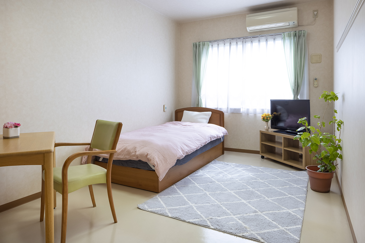 住宅型有料老人ホーム クレストケア八王子